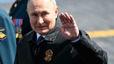 بوتين يكمل 70 عاما.. رحلة من "كي جي بي" إلى الكرملين